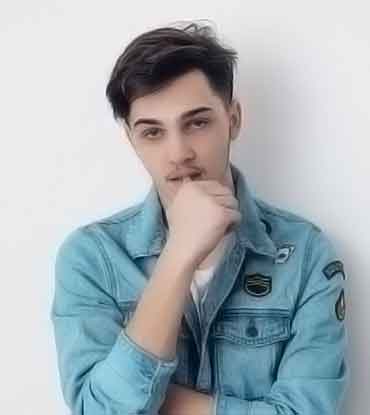 攻击视频网站软件-账号批发市场的技术团队